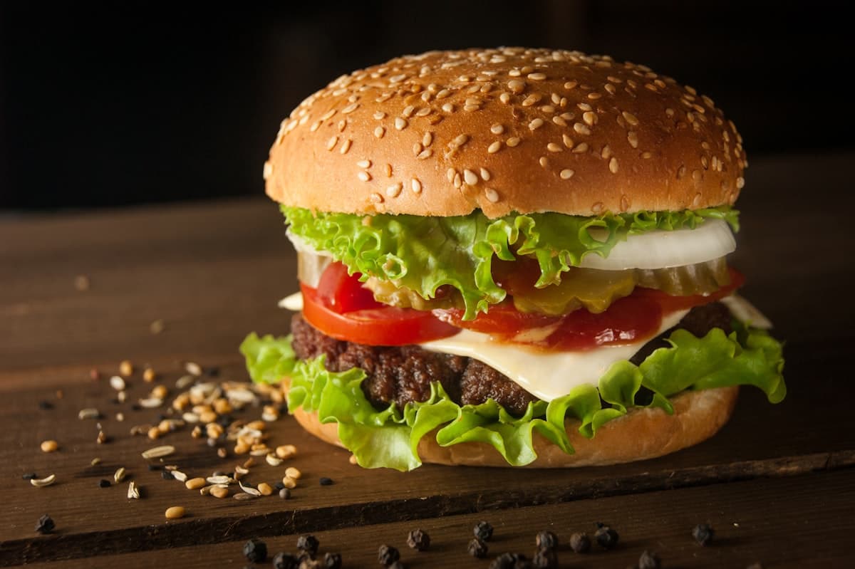 Burgers & Snacks